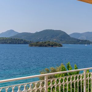 blue-lefkada-luxury-apartments-greece-balcony-sea-view-copy.jpg